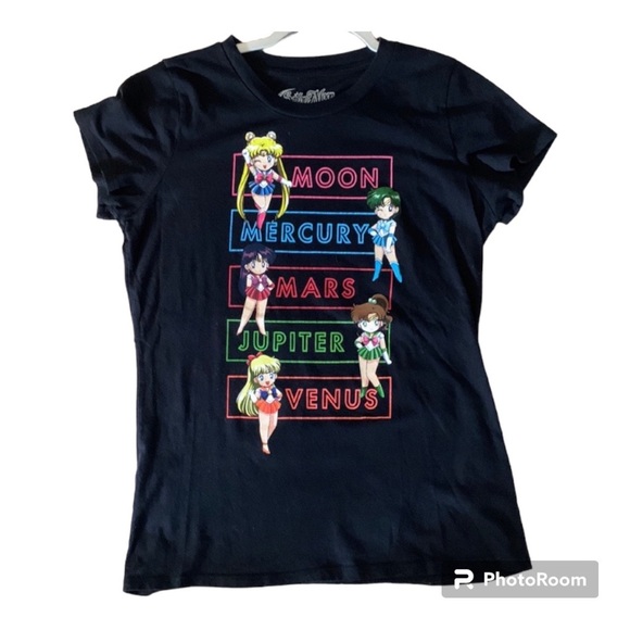 Sailor Moon Anime Graphic T-Shirt - Picture 1 of 2